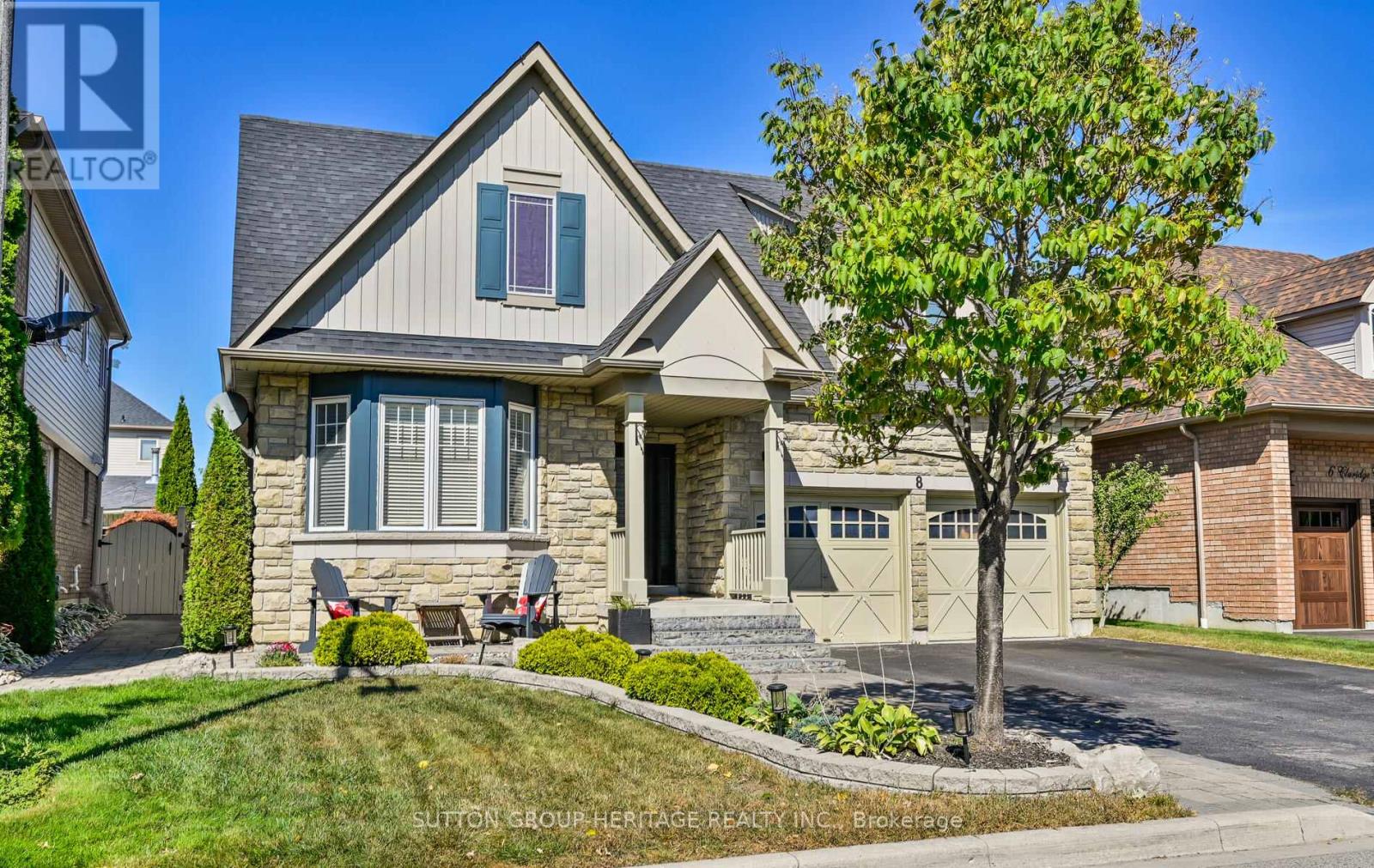 8 CLARIDGE CRES