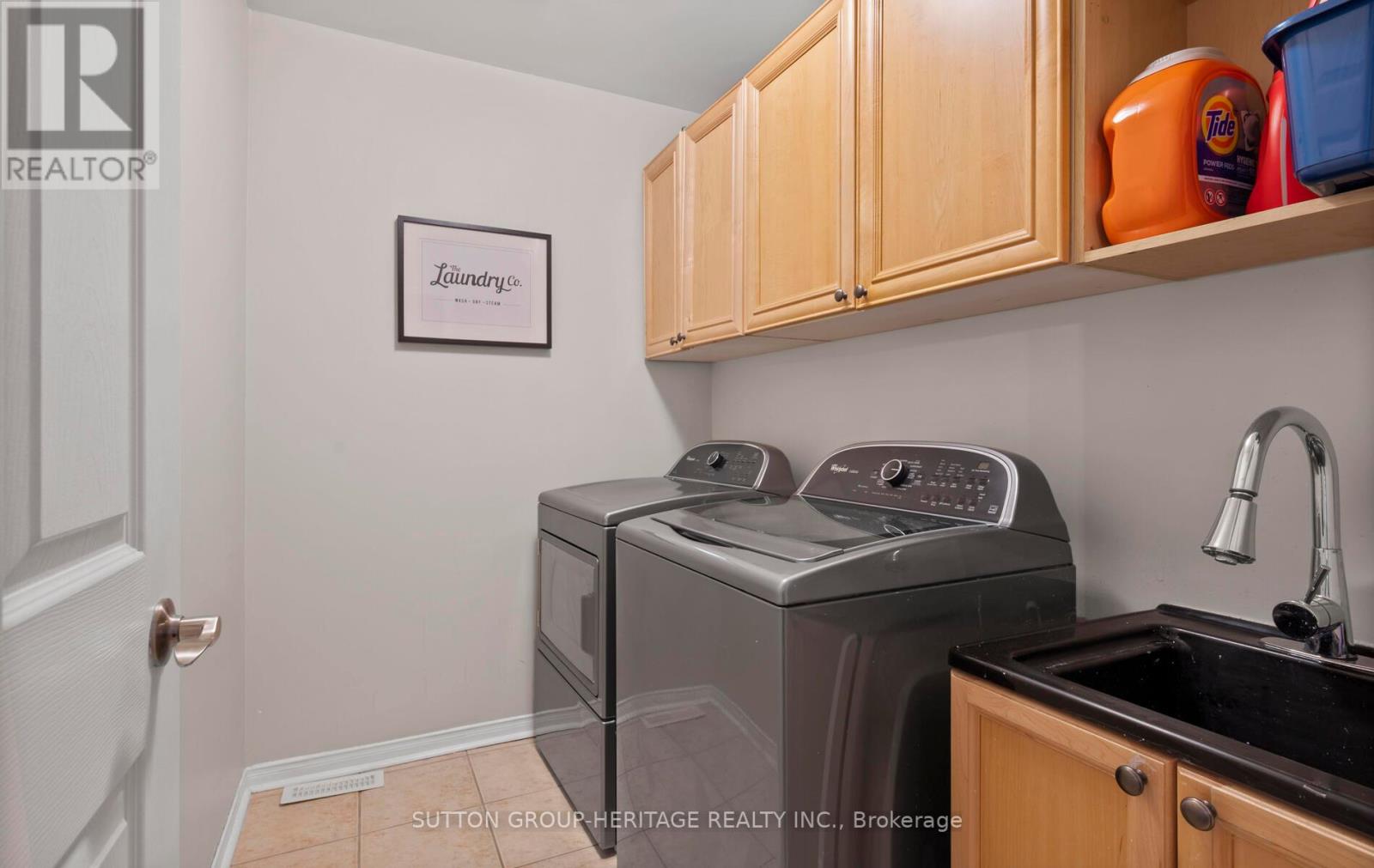 8 CLARIDGE CRES