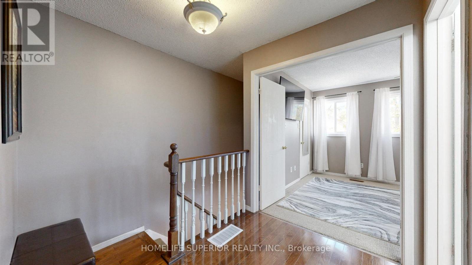#2 -1640 NICHOL AVE
