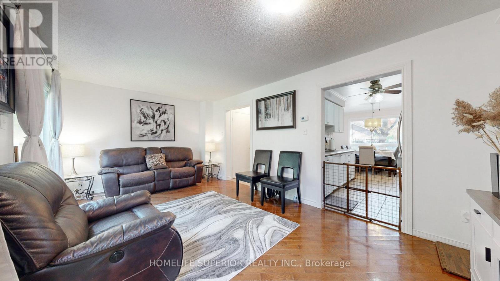 #2 -1640 NICHOL AVE