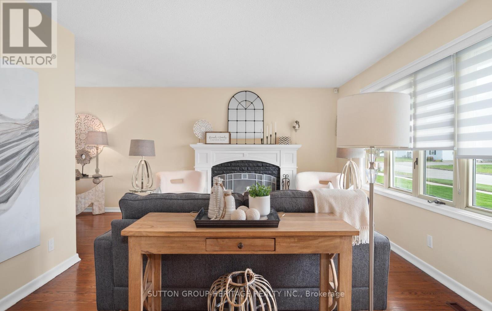 38 CHURCHILL RD
