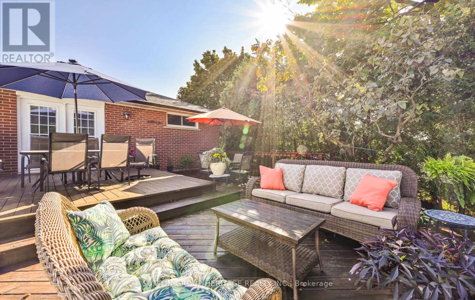 38 CHURCHILL RD