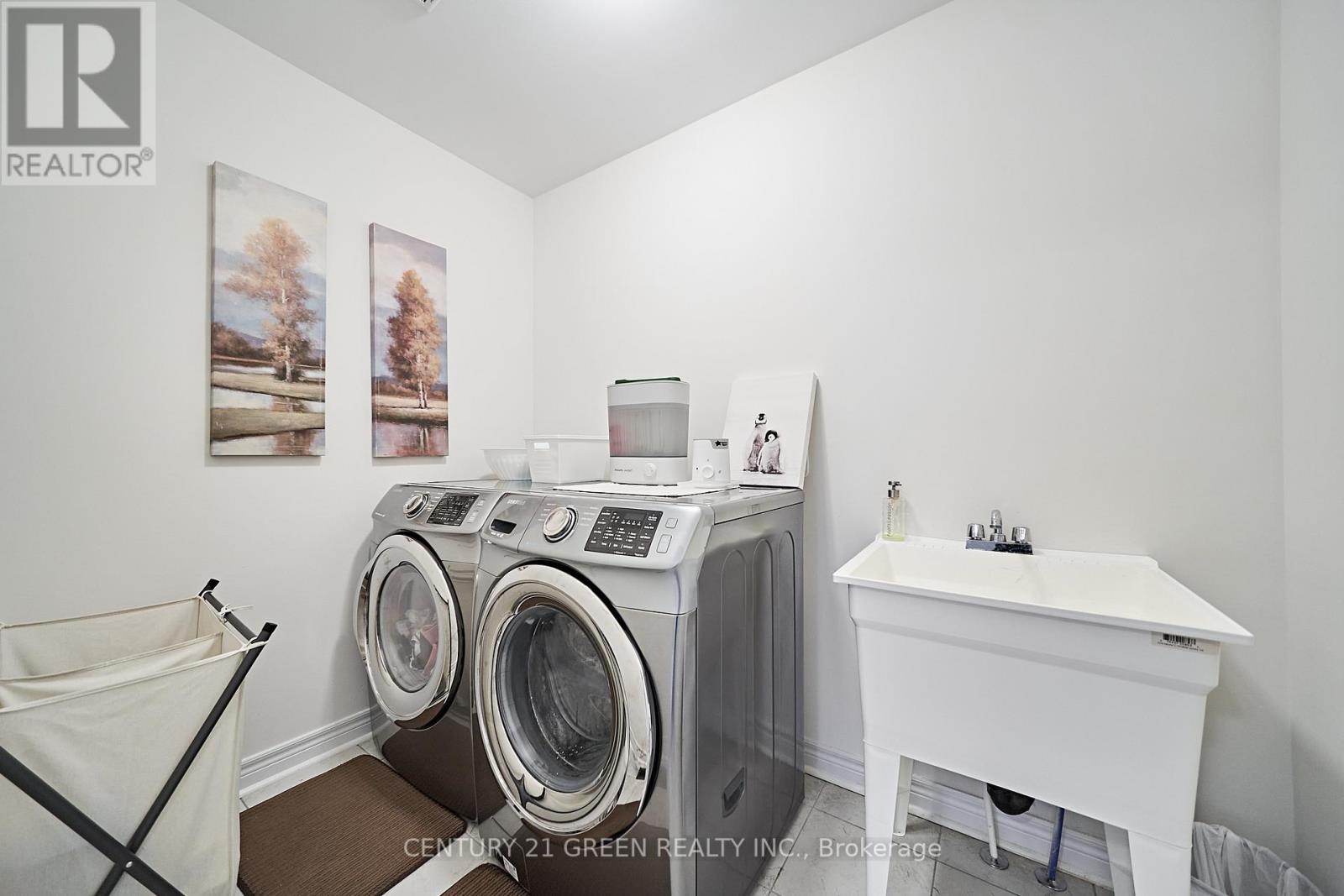 1197 CACTUS CRES