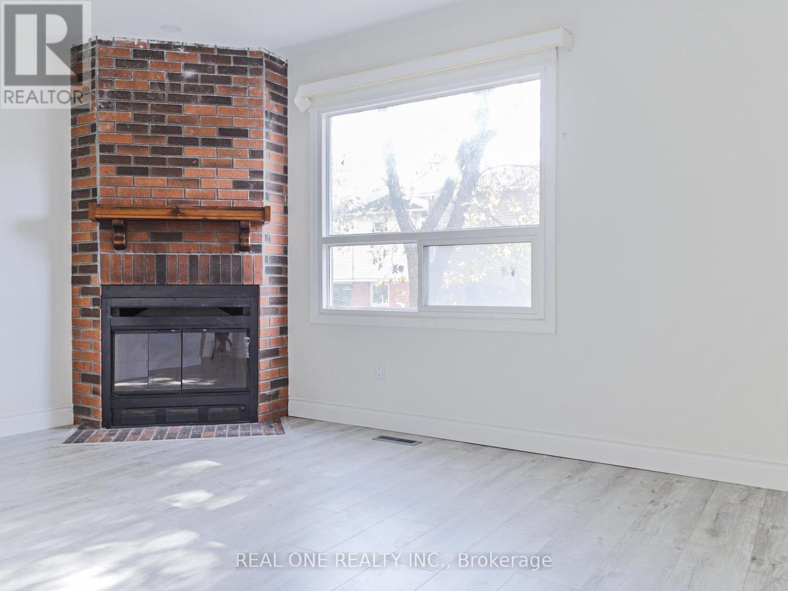51 CORNWALL DR