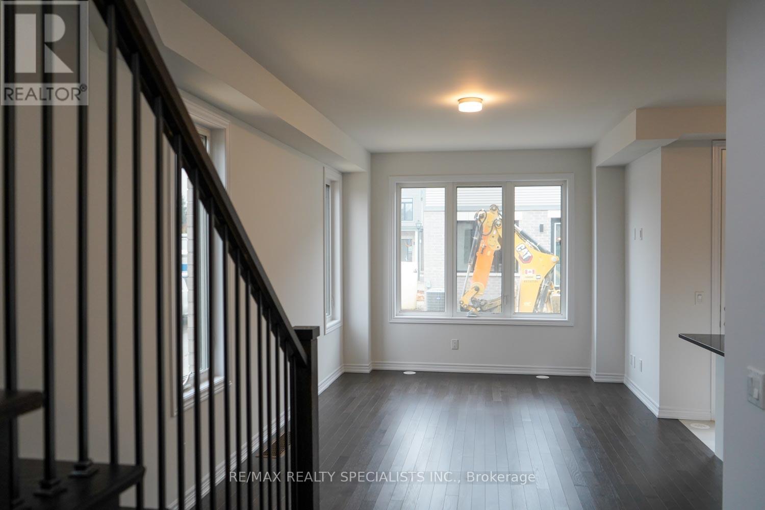 48 SORBARA WAY