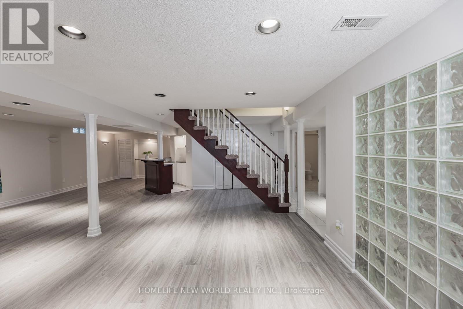11 HIALEAH CRES