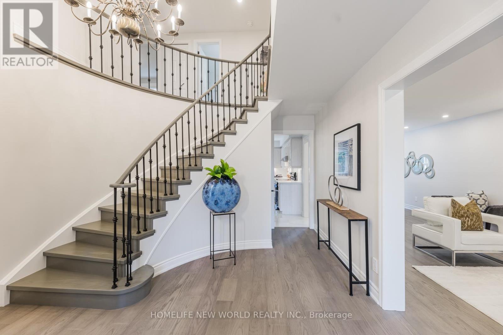 11 HIALEAH CRES