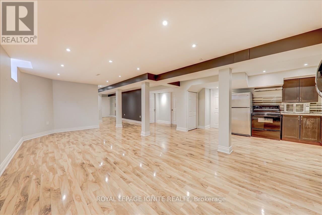 #BSMT -2 GREGSON ST, #Bsmt