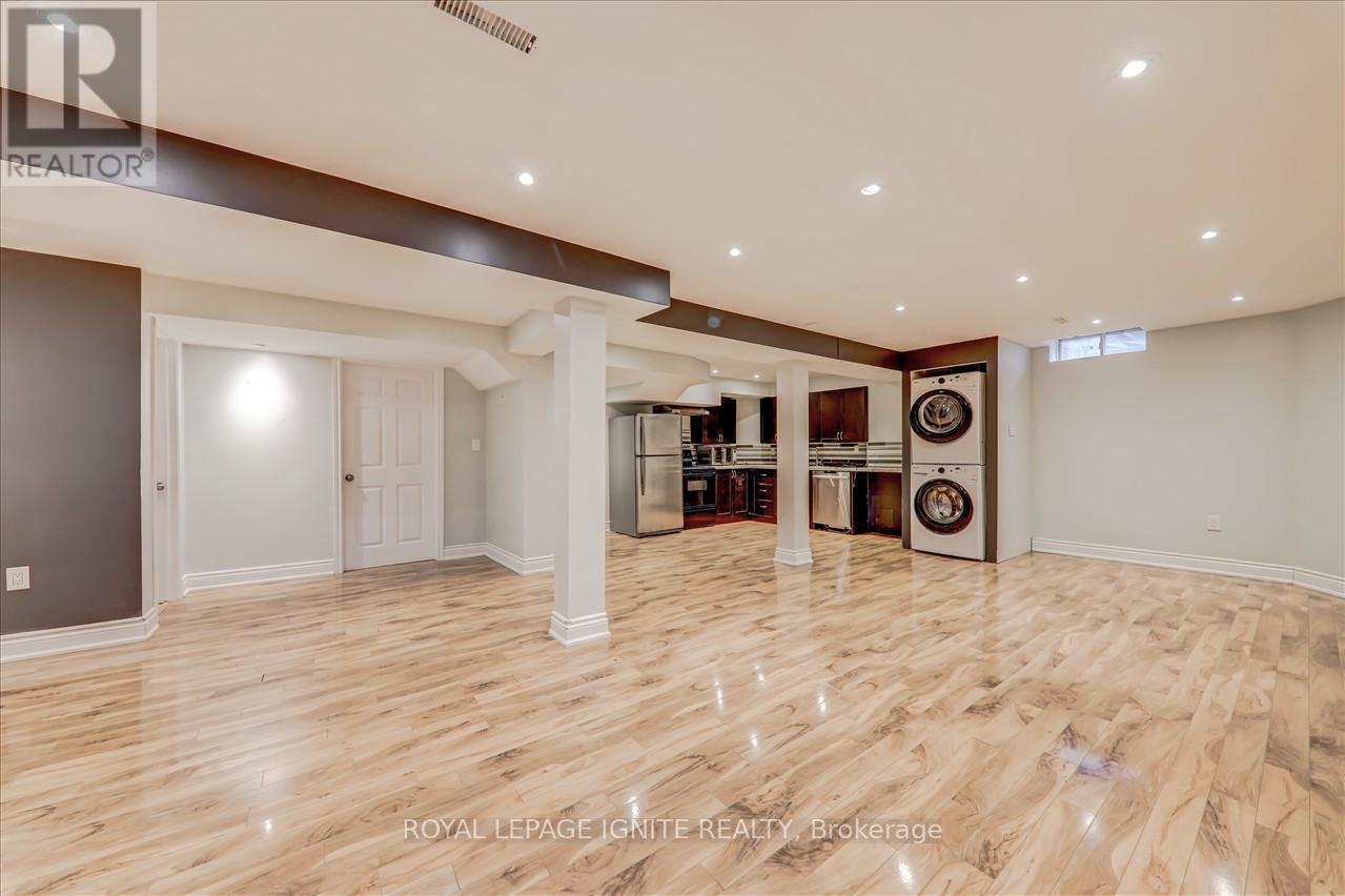 #BSMT -2 GREGSON ST, #Bsmt
