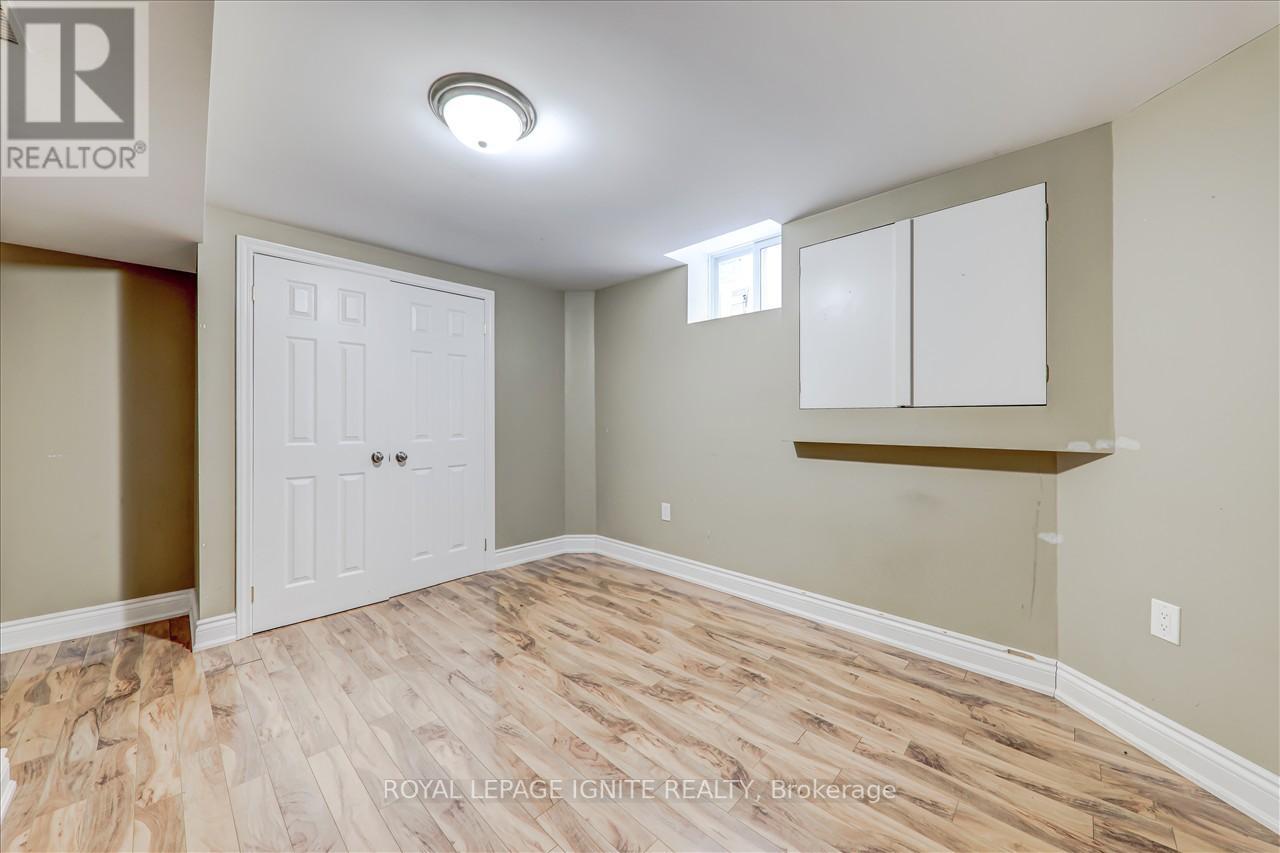 #BSMT -2 GREGSON ST, #Bsmt