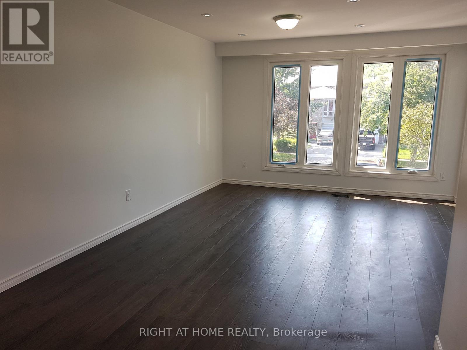 #UPPER -1310 LUNA CRT, #Upper