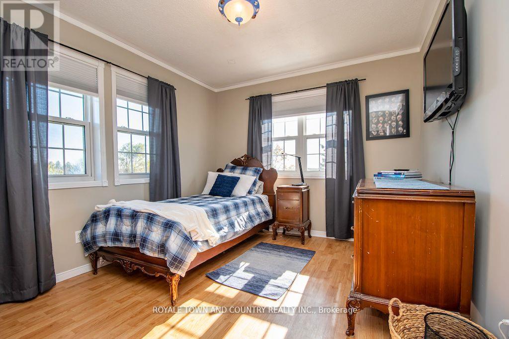 49 BEXLEY CRES