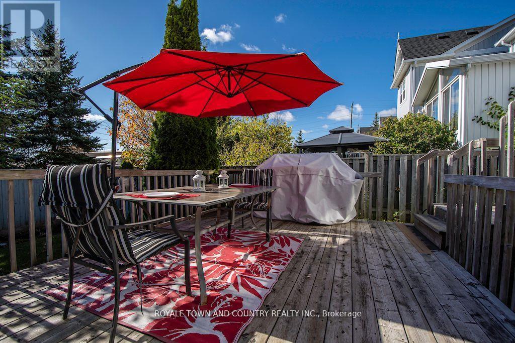 49 BEXLEY CRES