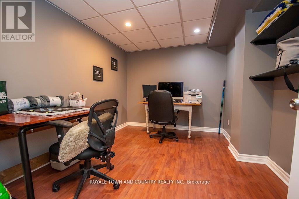 49 BEXLEY CRES