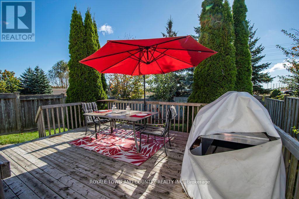 49 BEXLEY CRES