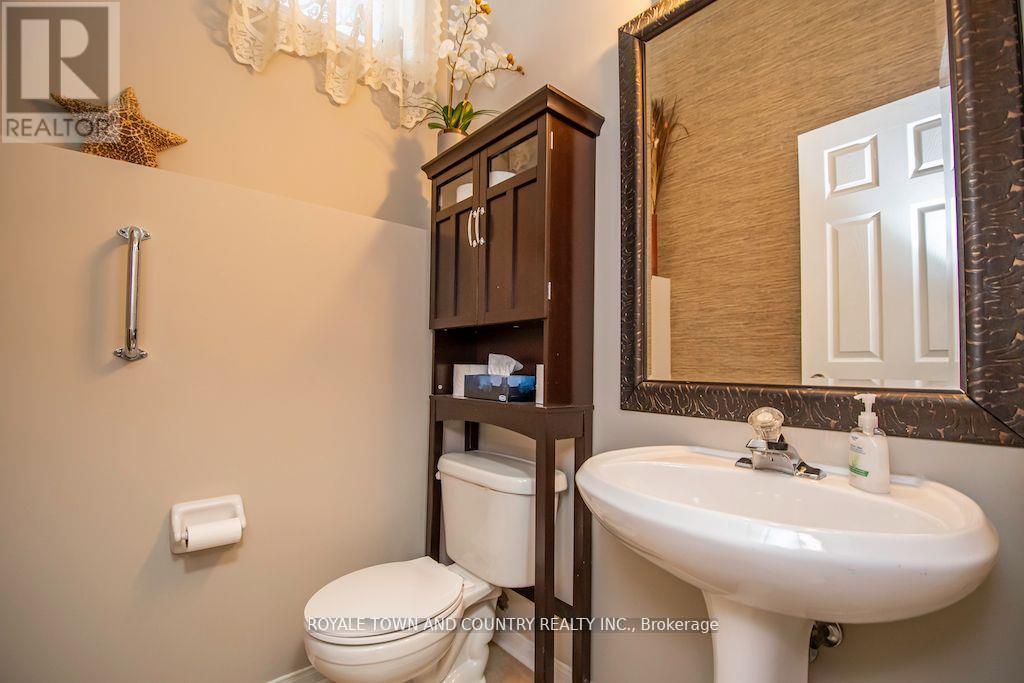 49 BEXLEY CRES