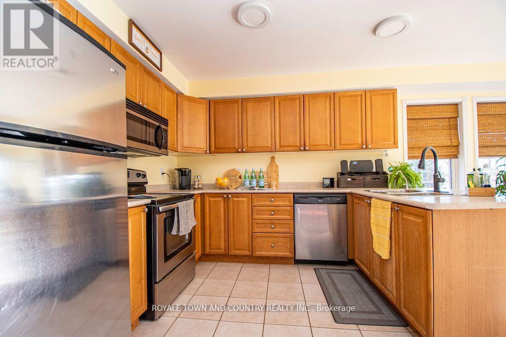 49 BEXLEY CRES