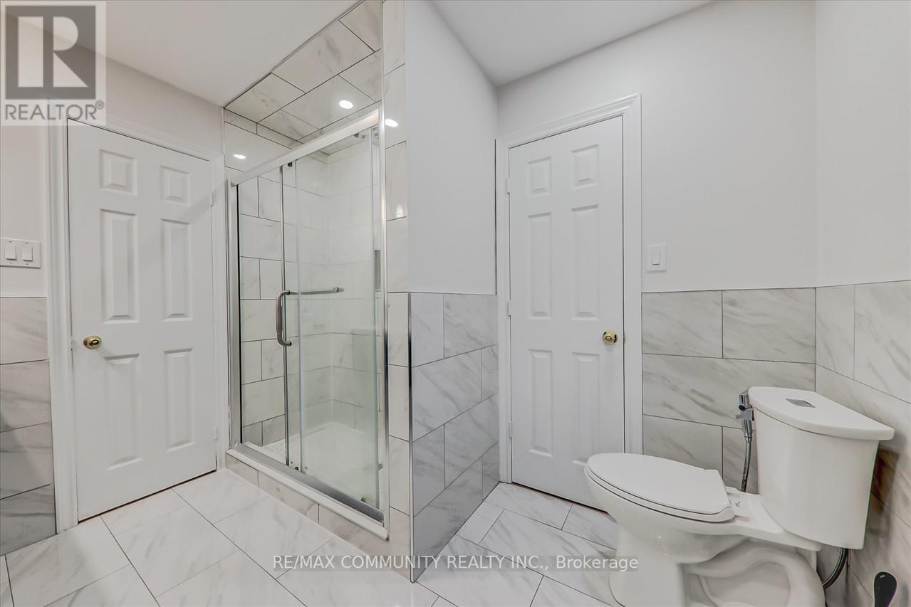 102 HIBBARD DR