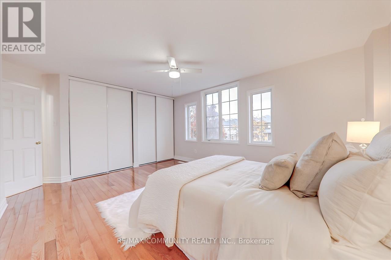 102 HIBBARD DR