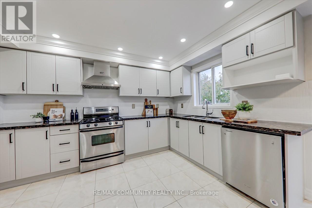 102 HIBBARD DR
