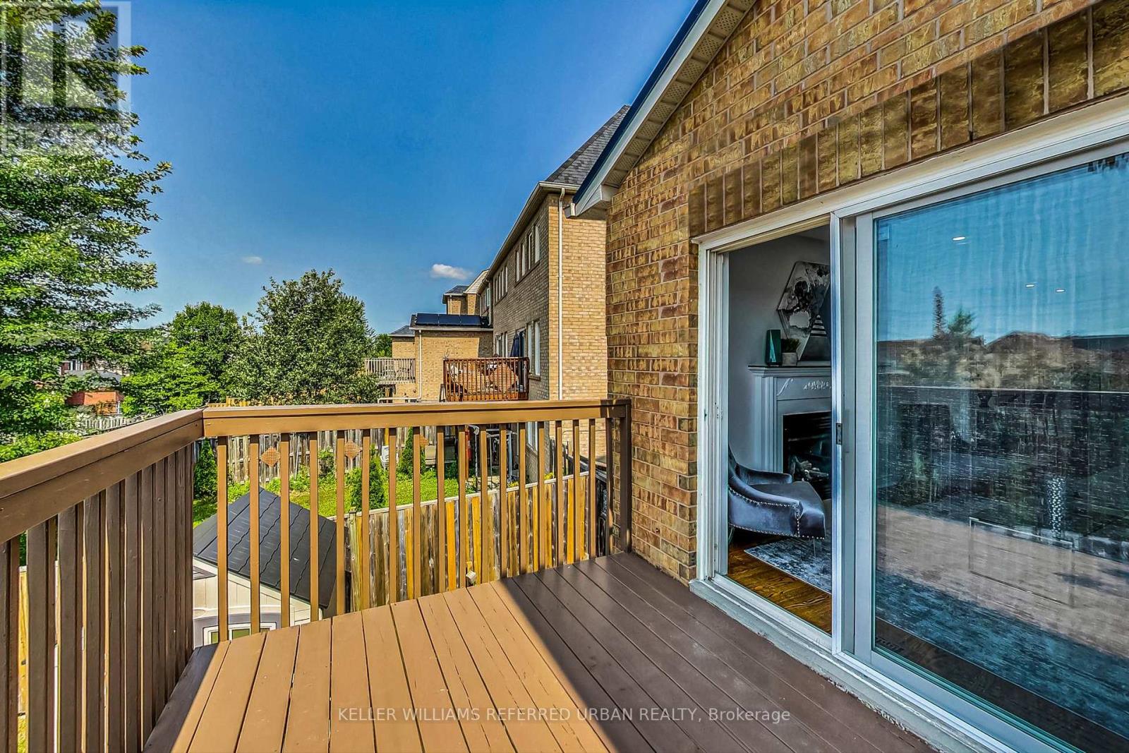 30 DOOLEY CRES