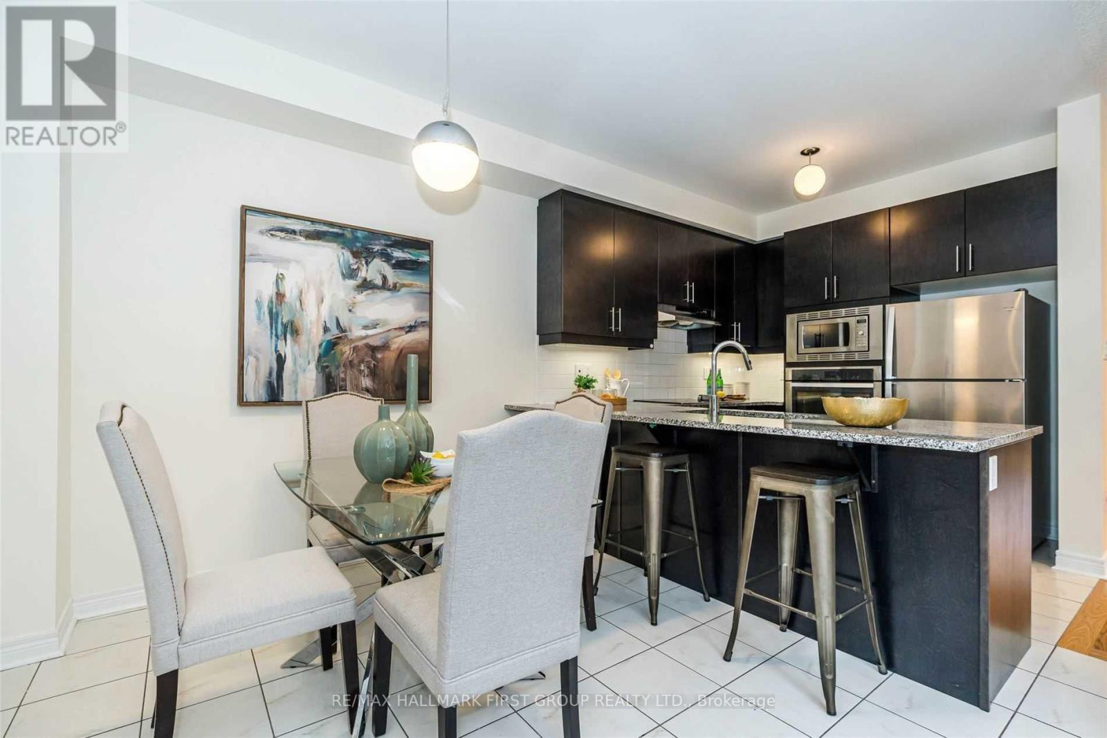 112 BRAEBROOK DR