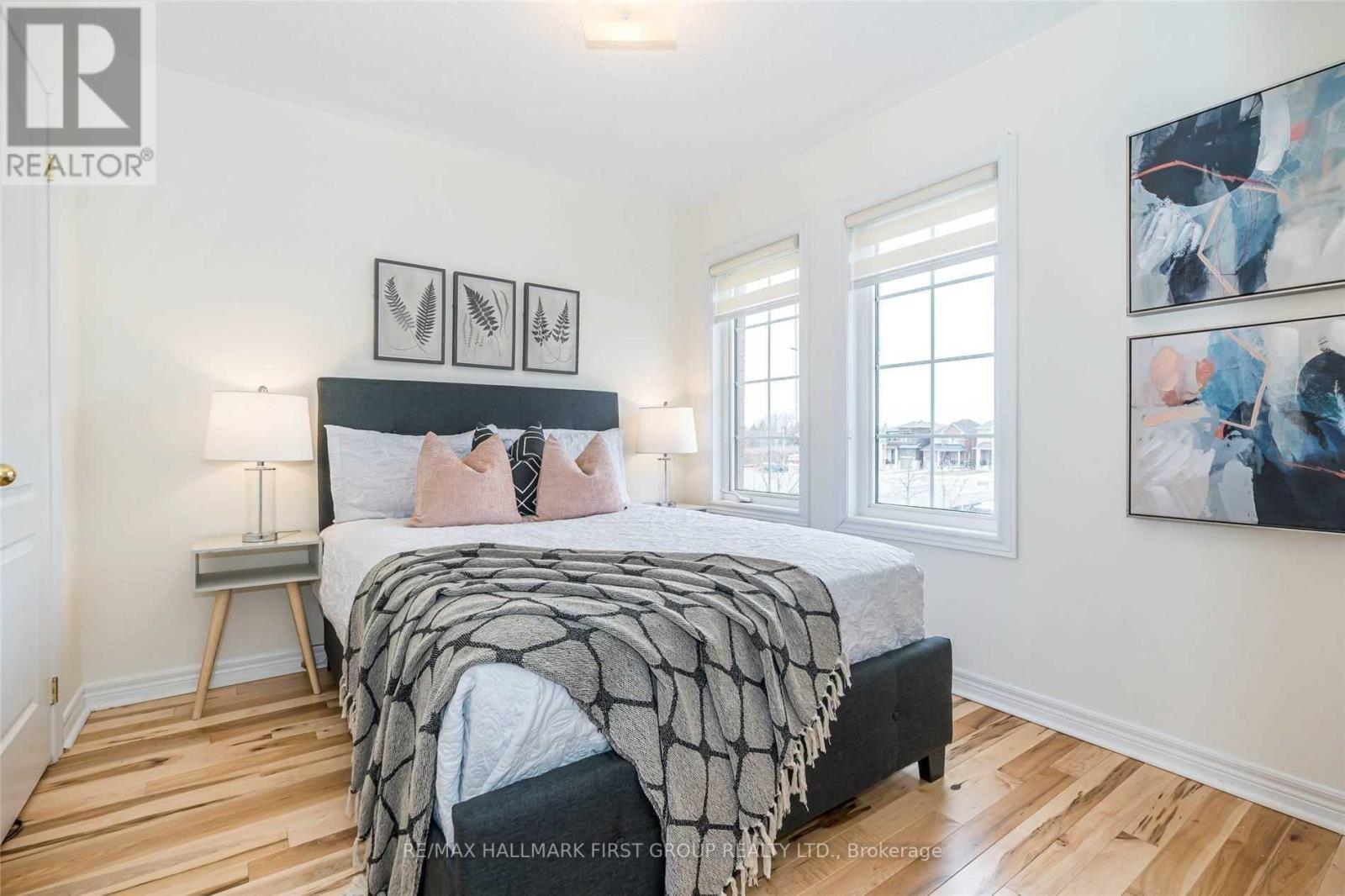 112 BRAEBROOK DR