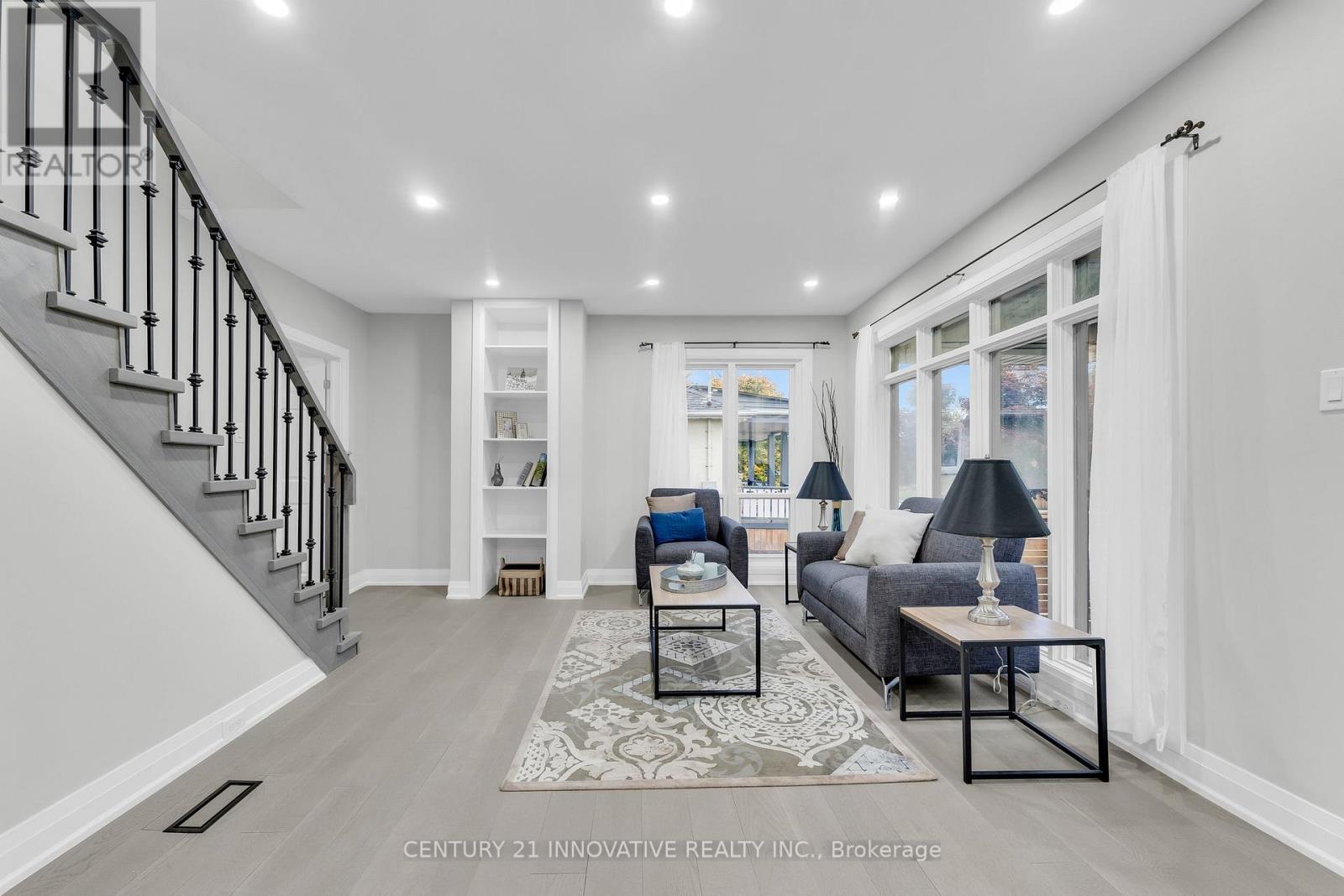 37 LINCOLN ST