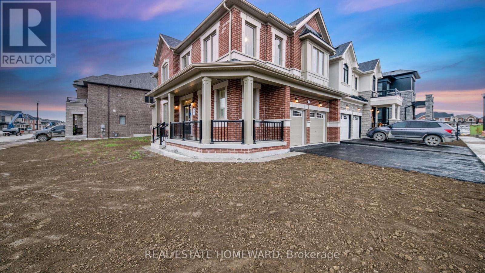 1558 HONEY LOCUST PL