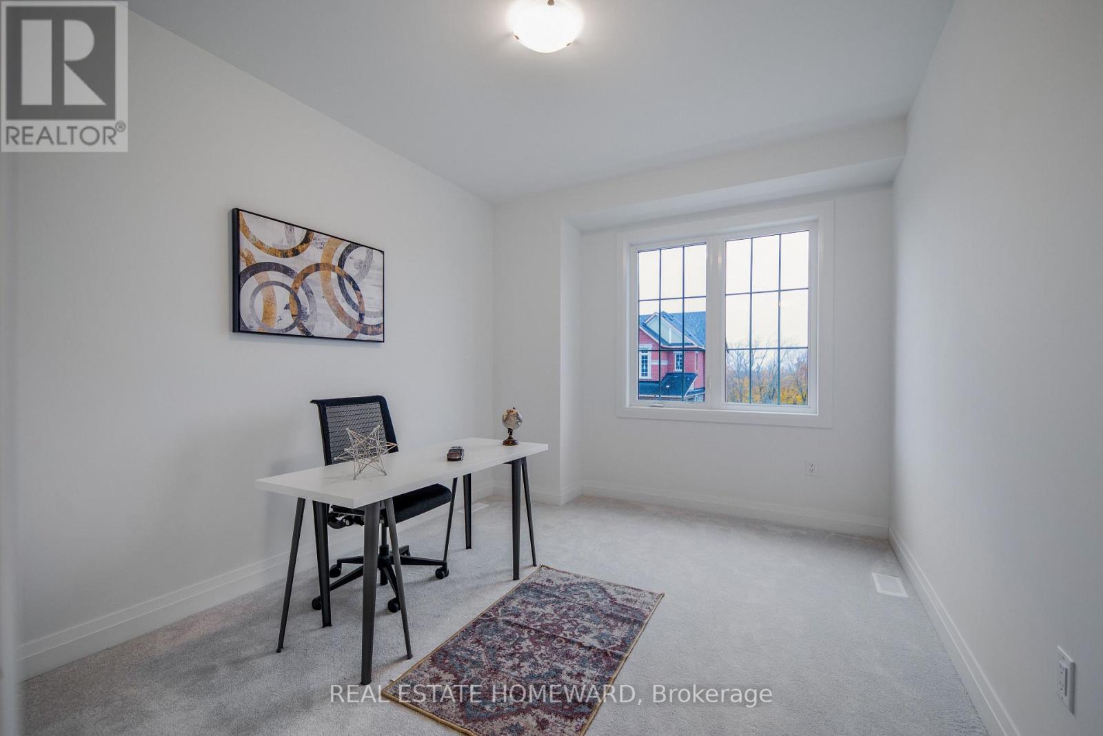 1558 HONEY LOCUST PL
