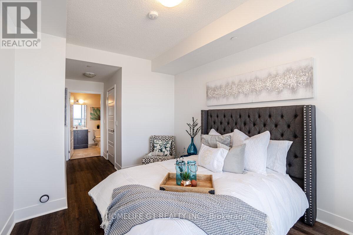 #LP03 -1255 BAYLY ST, #Lp03