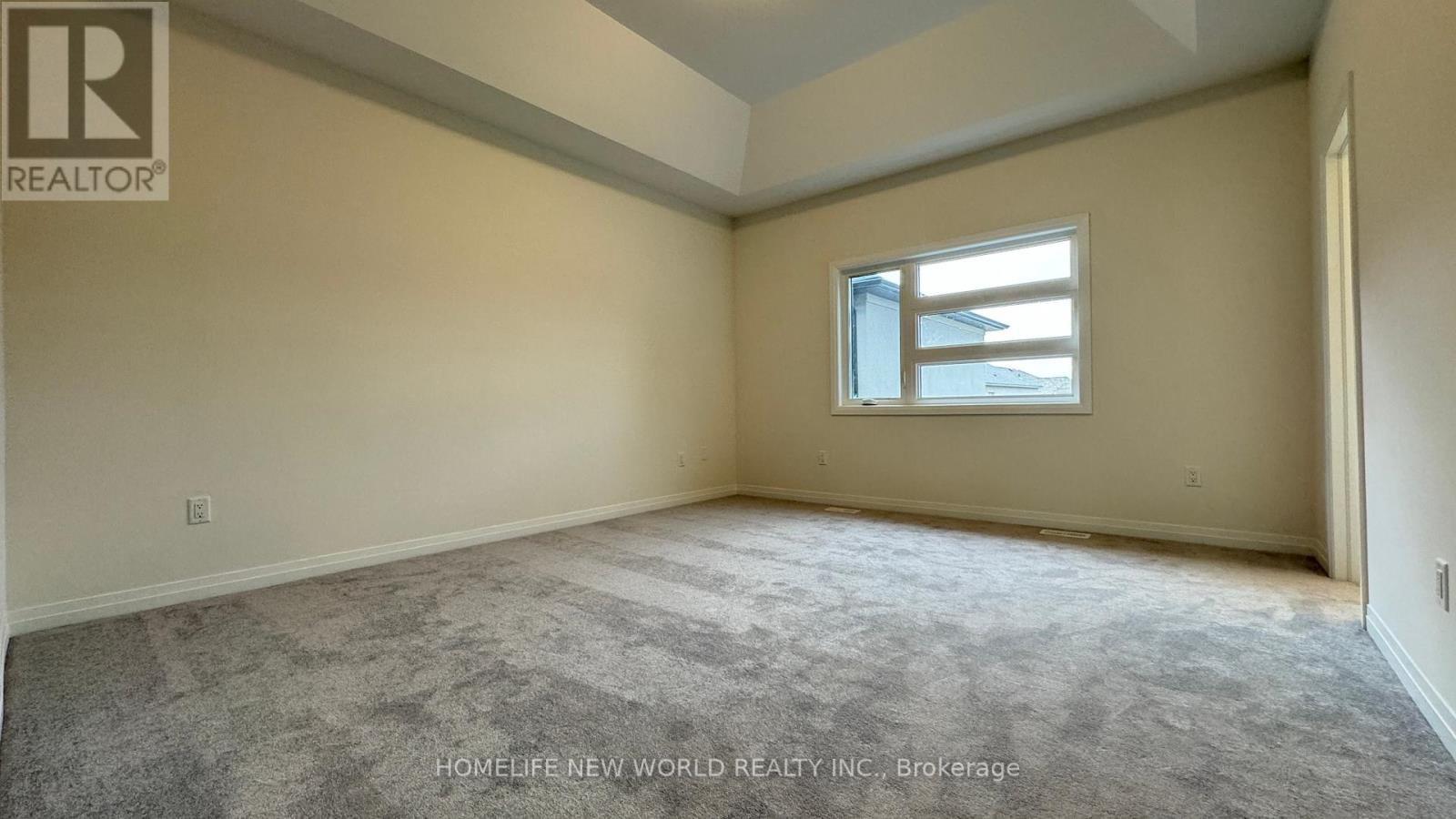 327 CORONATION RD