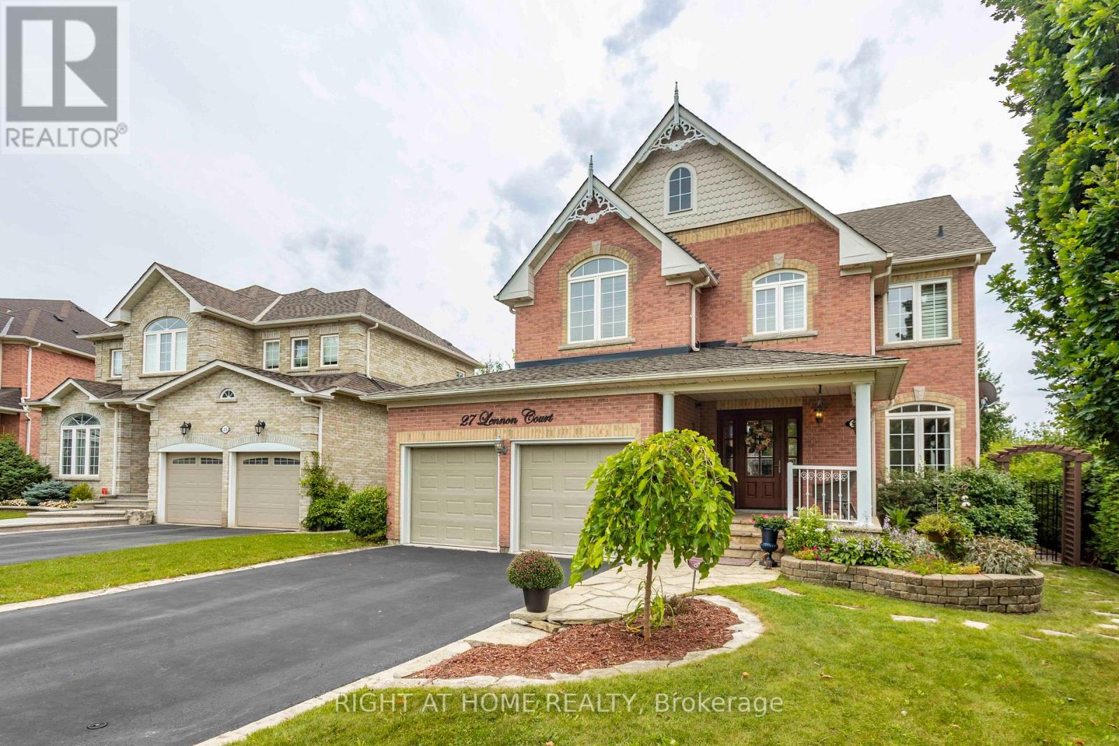27 LENNON CRT