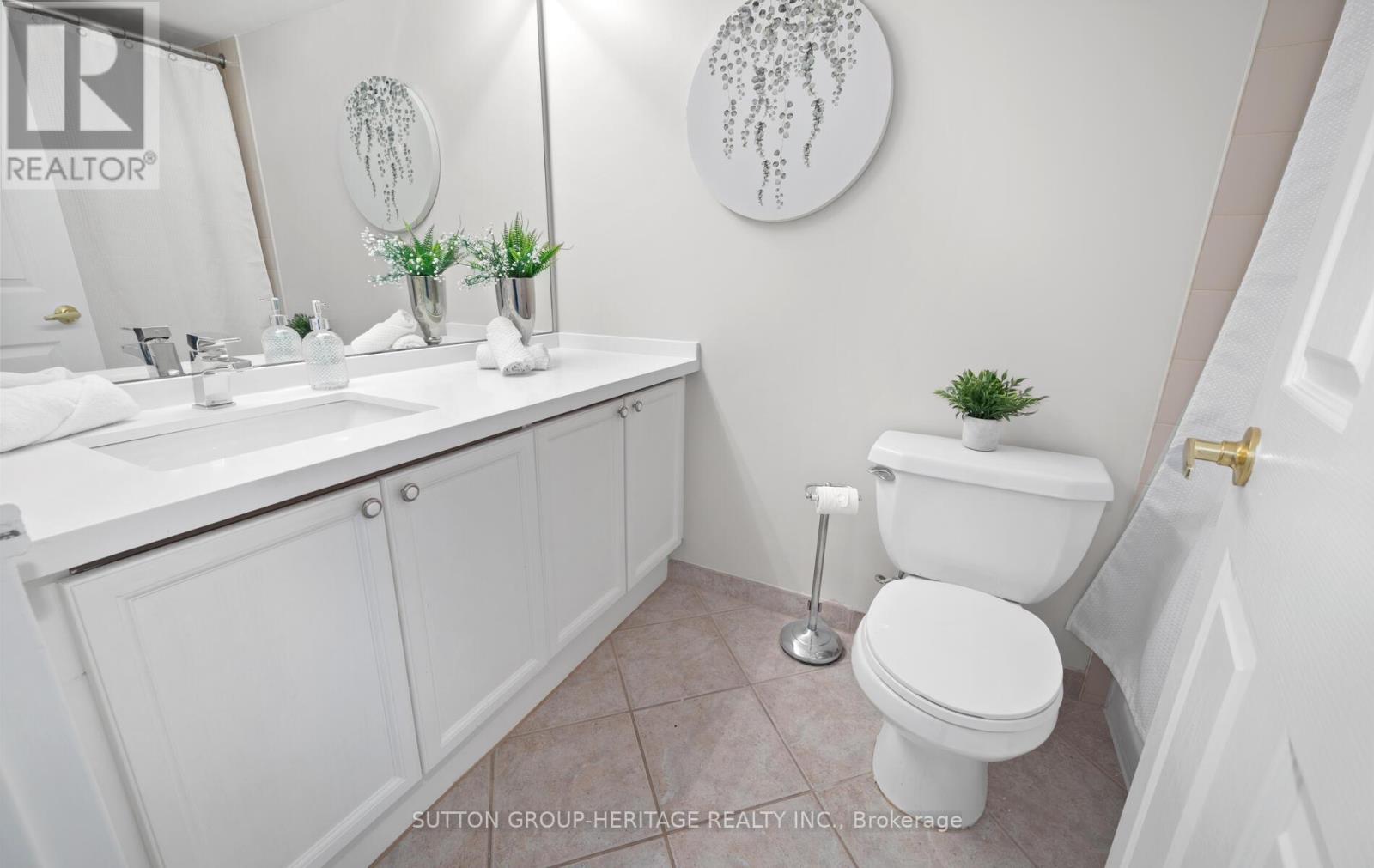 #514 -25 CUMBERLAND LANE, #514