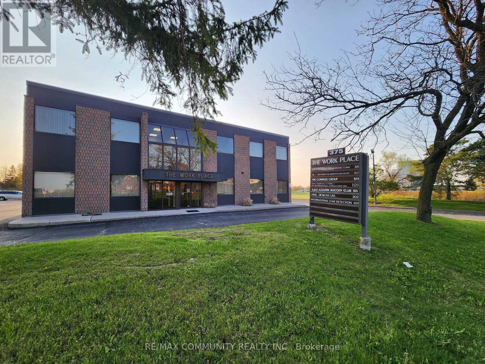 #204 -375 FINLEY AVE, #204
