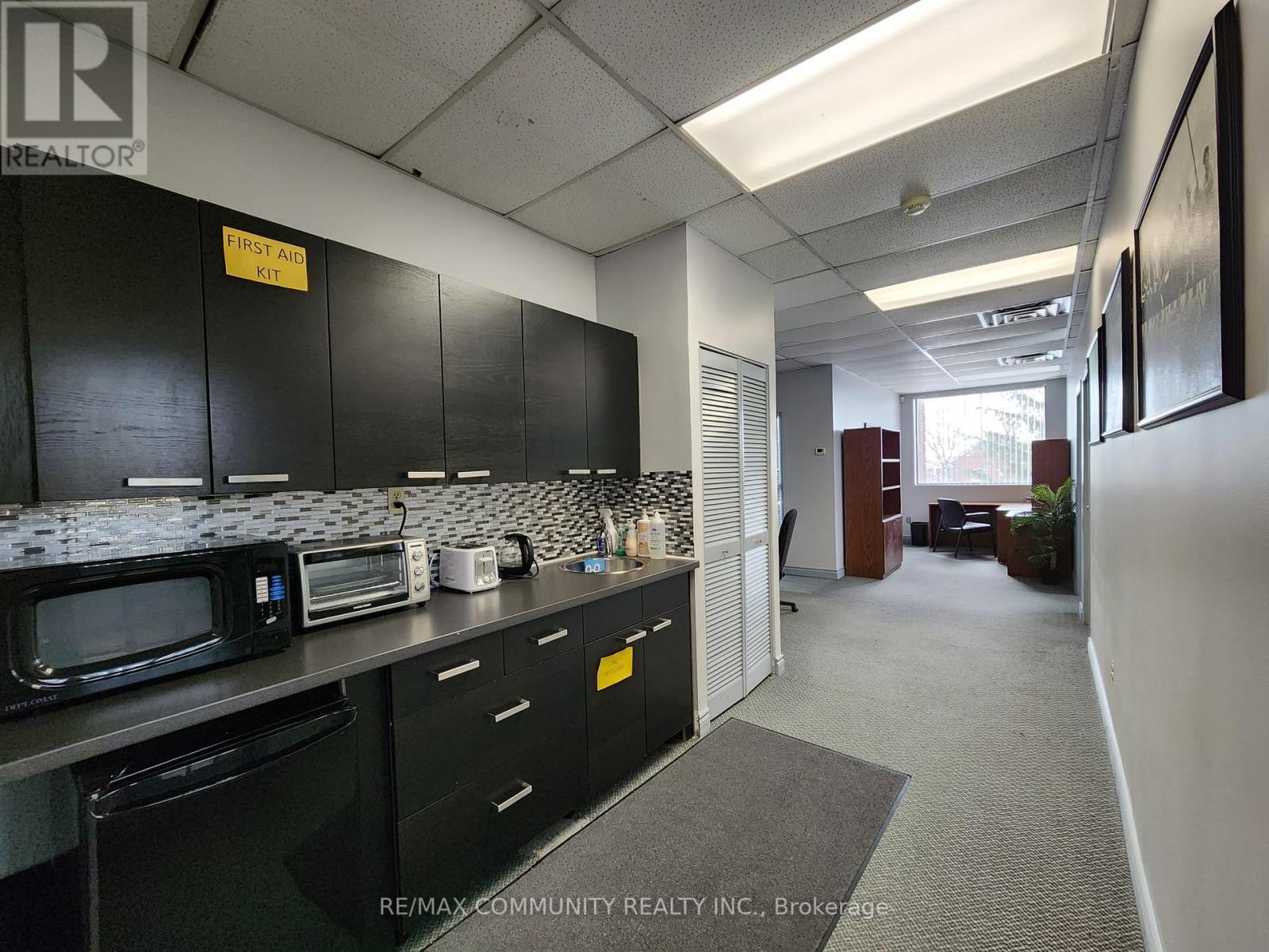 #204 -375 FINLEY AVE, #204