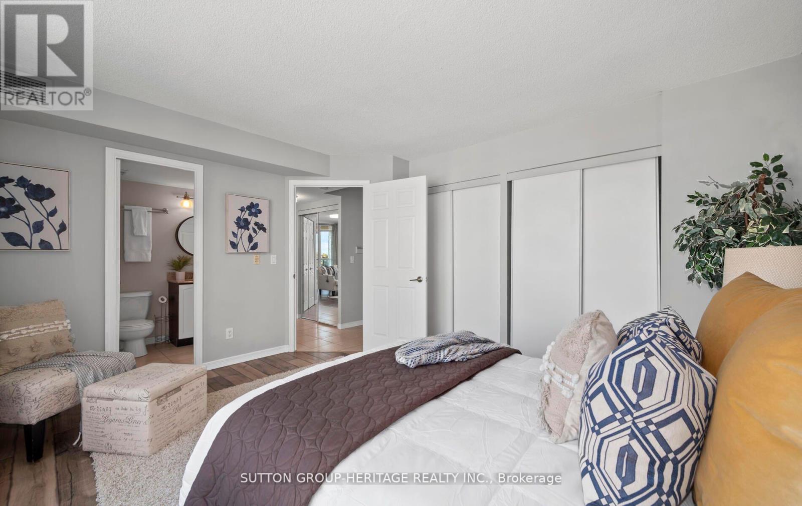 #901 -340 WATSON ST W, #901