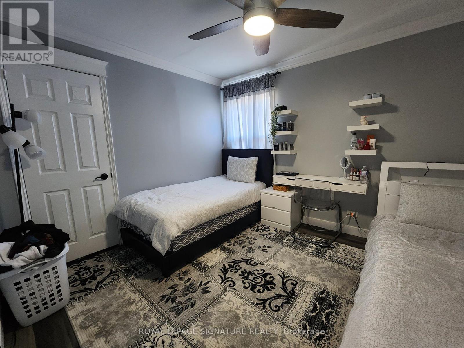 #UPPER -38 GLYNN RD, #Upper