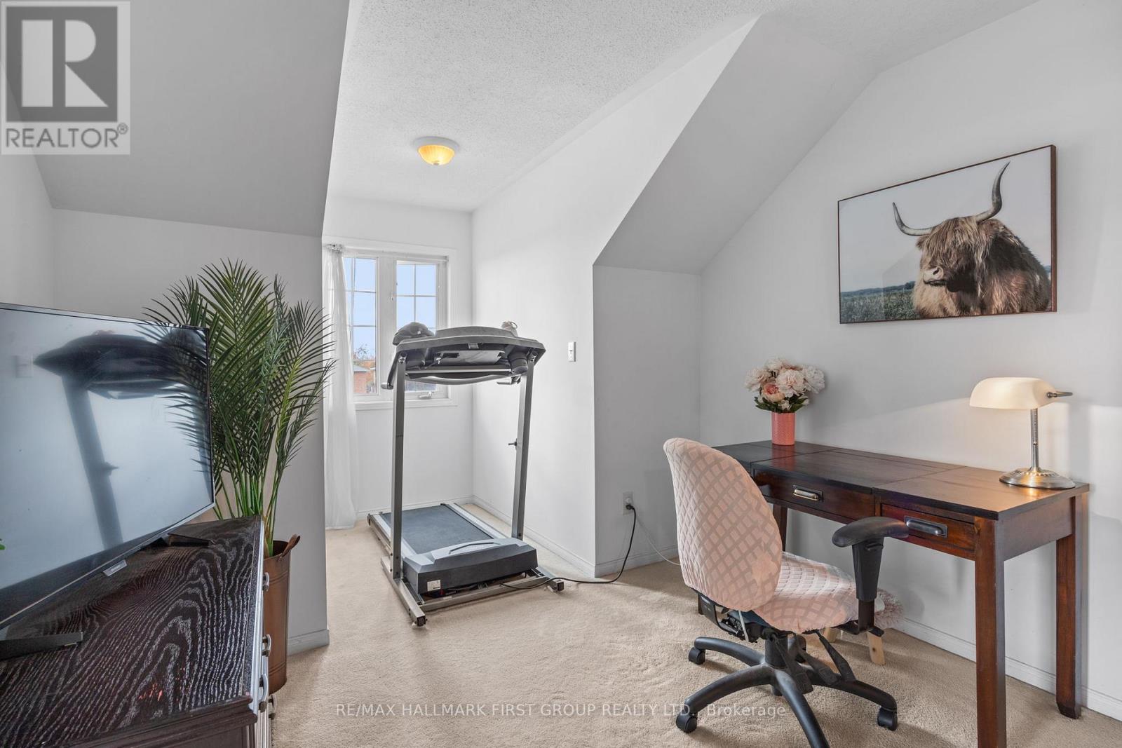 30 TREEN CRES