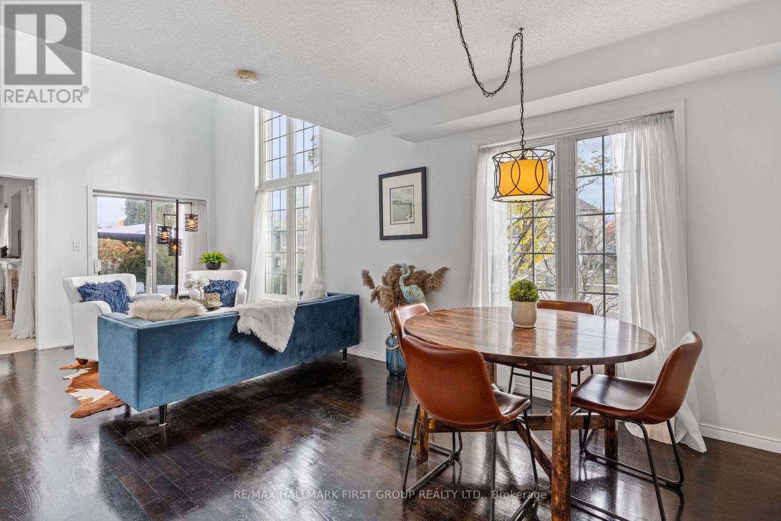 30 TREEN CRES