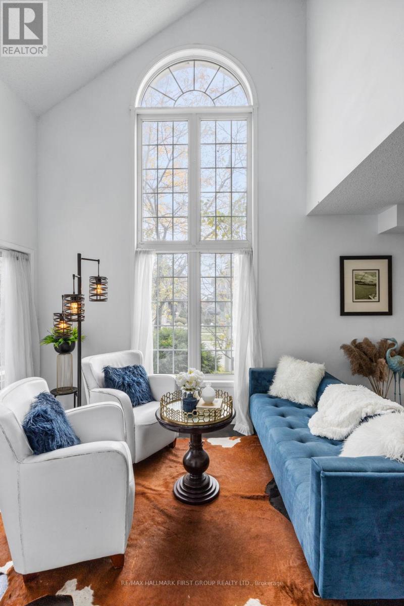 30 TREEN CRES