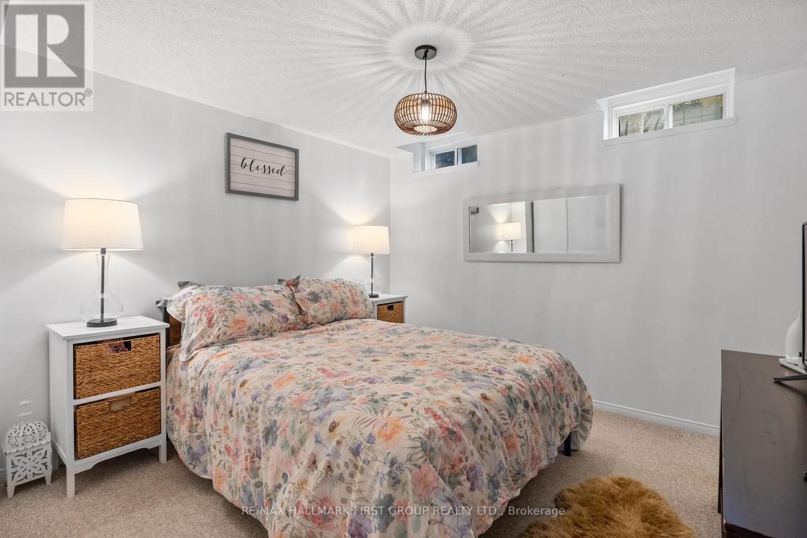 30 TREEN CRES