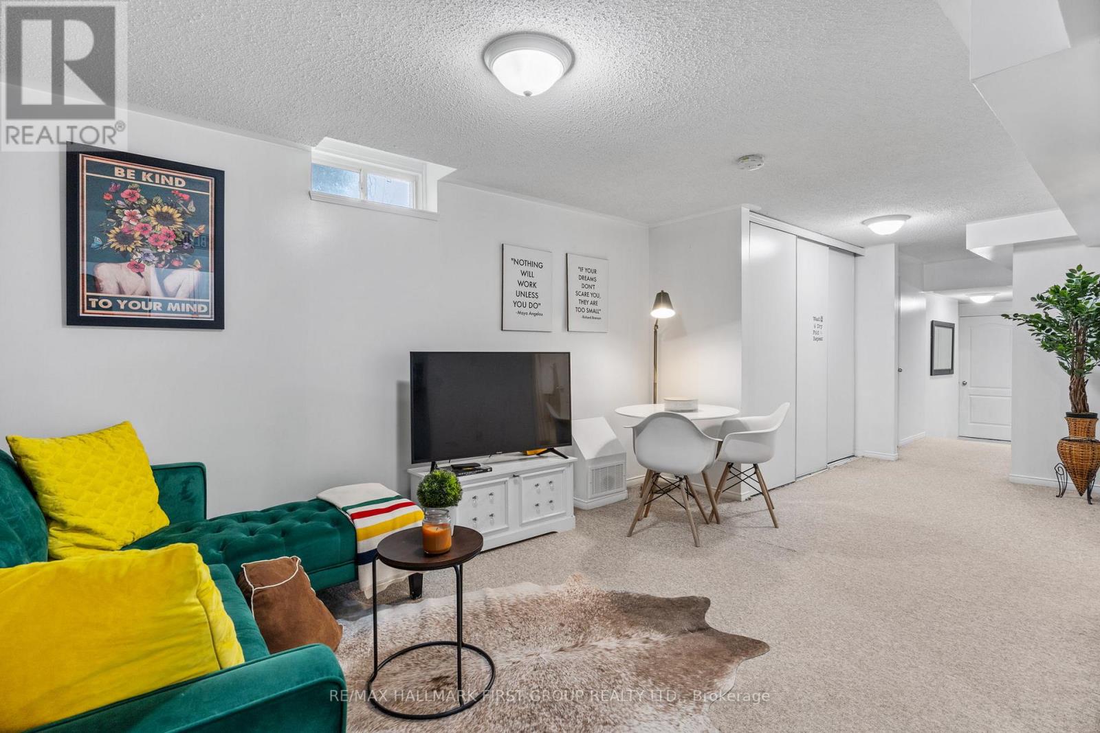 30 TREEN CRES