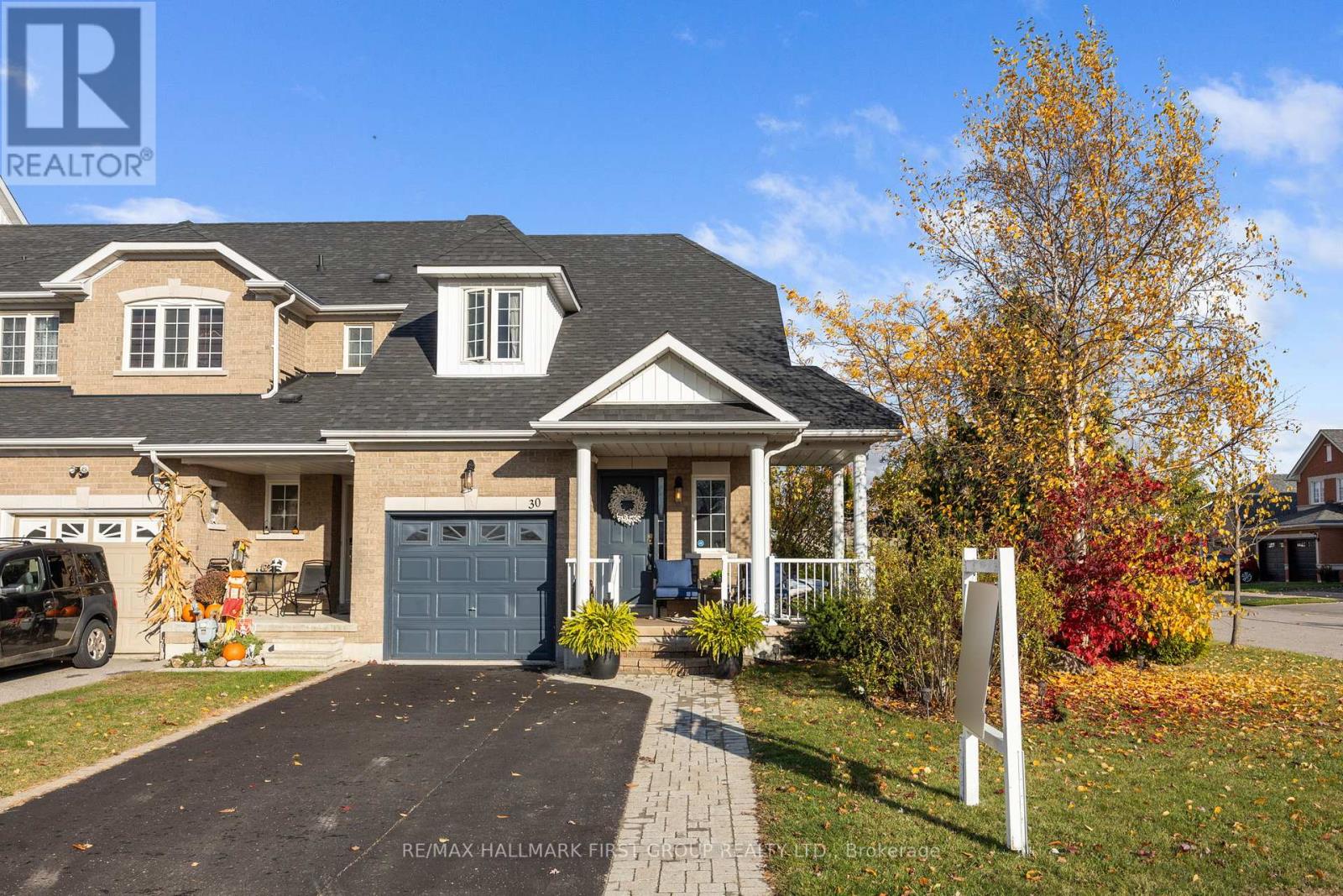 30 TREEN CRES