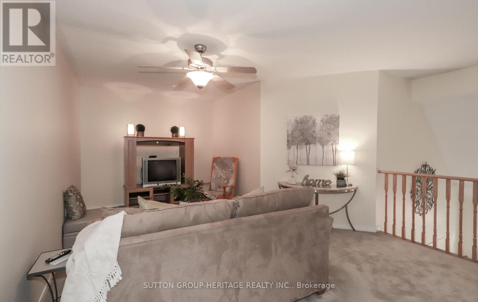 36 GIDLEY LANE