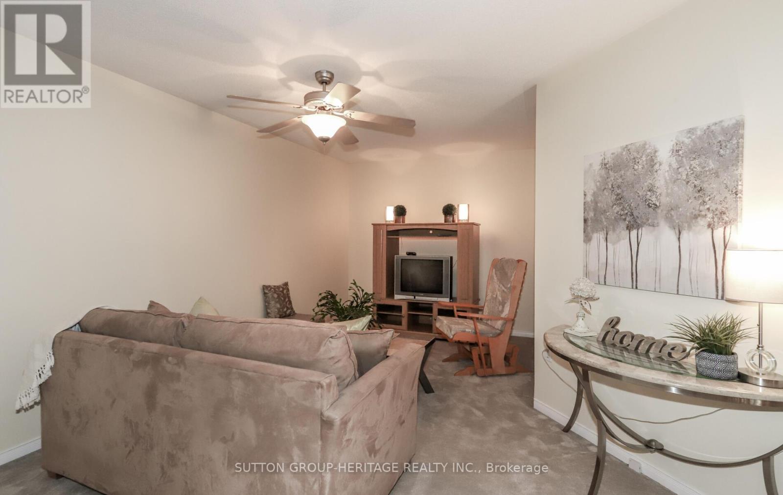 36 GIDLEY LANE