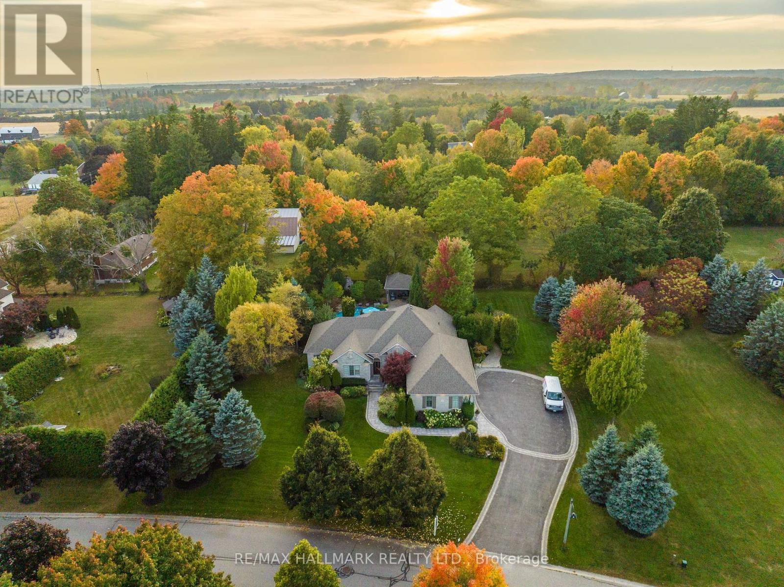 6 WILSON HOUSE DR