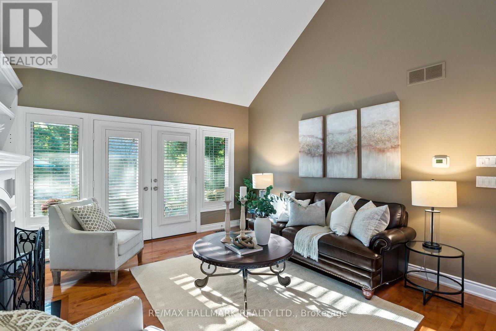 6 WILSON HOUSE DR