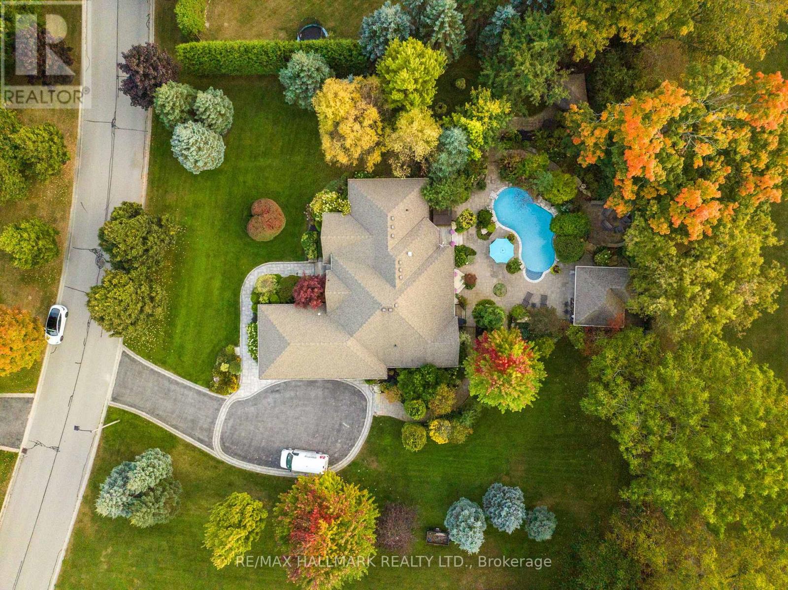 6 WILSON HOUSE DR