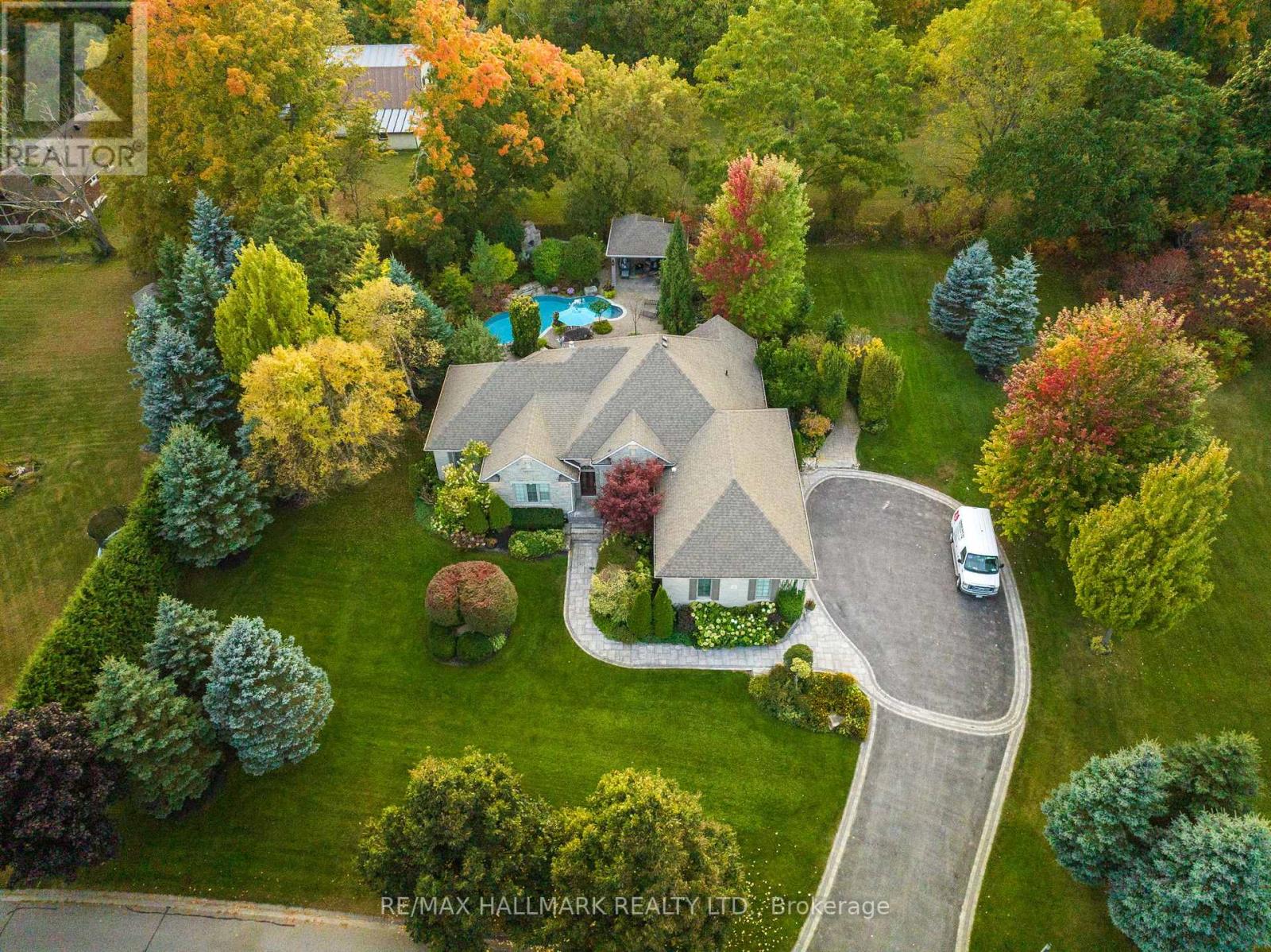 6 WILSON HOUSE DR